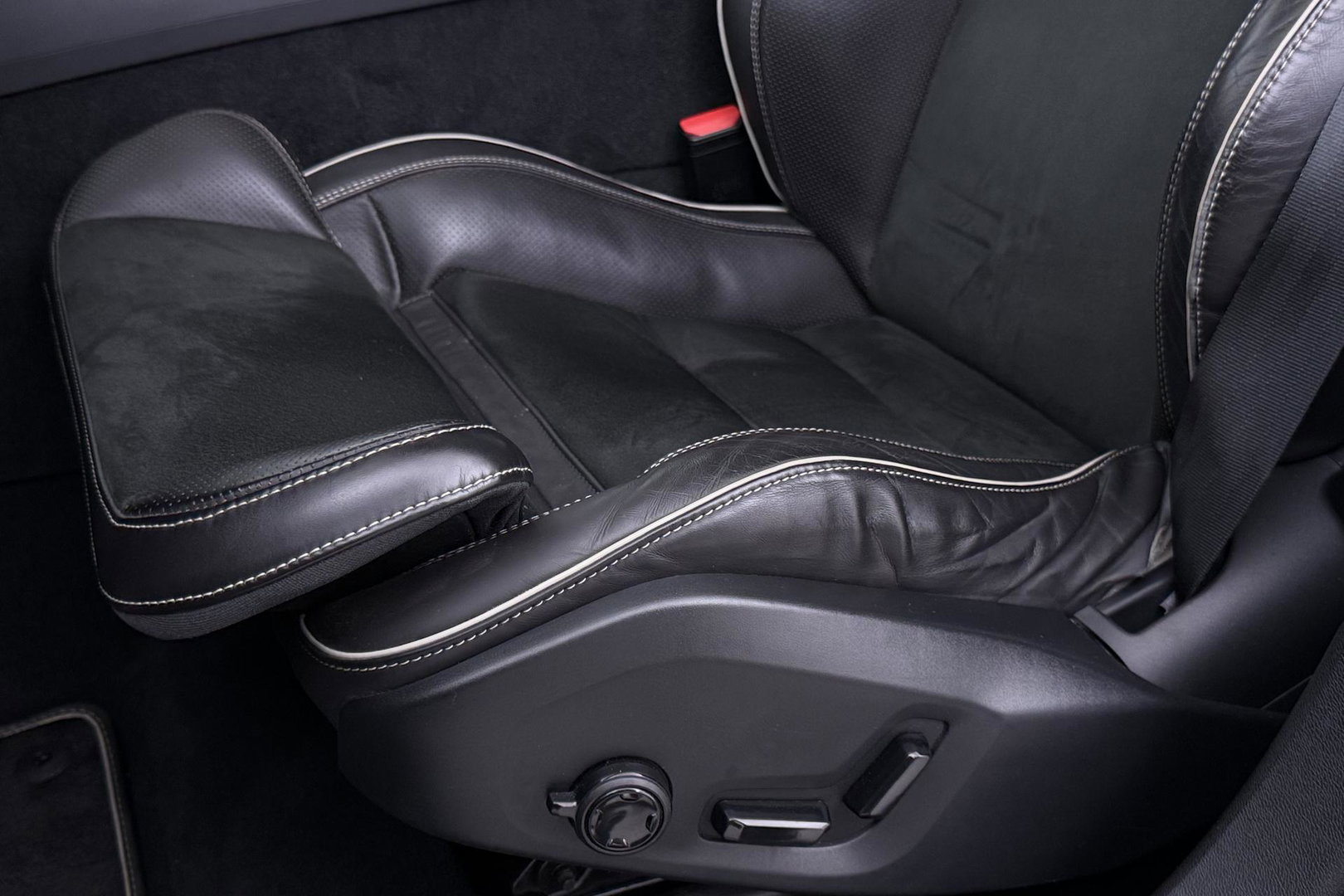 Volvo XC60 T8 Twin Engine R-Design | ACC | Panoramadak | Harman/Kardon | 360° Camera | Head-Up | Keyless | Memory