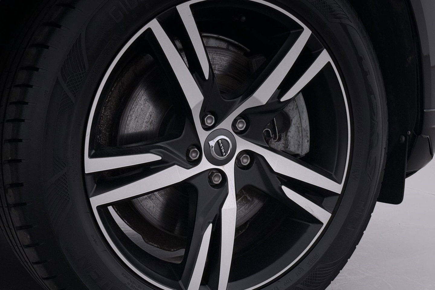 Volvo XC60 T8 Twin Engine R-Design | ACC | Panoramadak | Harman/Kardon | 360° Camera | Head-Up | Keyless | Memory