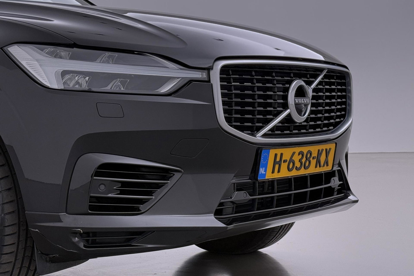 Volvo XC60 T8 Twin Engine R-Design | ACC | Panoramadak | Harman/Kardon | 360° Camera | Head-Up | Keyless | Memory