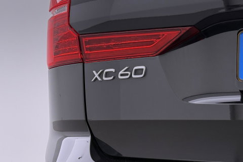 Volvo XC60 T8 Twin Engine R-Design | ACC | Panoramadak | Harman/Kardon | 360° Camera | Head-Up | Keyless | Memory