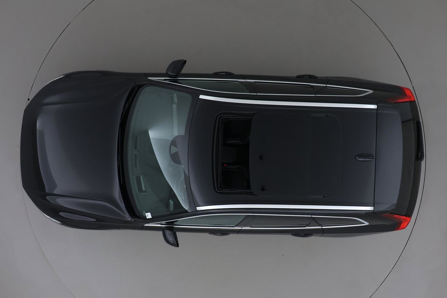 Volvo XC60 T8 Twin Engine R-Design | ACC | Panoramadak | Harman/Kardon | 360° Camera | Head-Up | Keyless | Memory