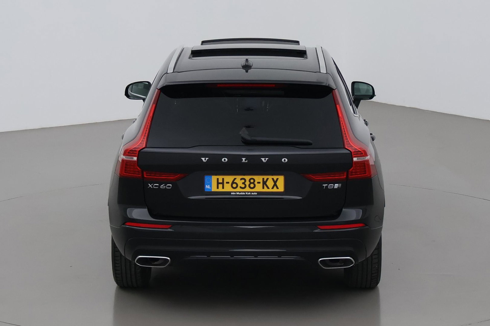 Volvo XC60 T8 Twin Engine R-Design | ACC | Panoramadak | Harman/Kardon | 360° Camera | Head-Up | Keyless | Memory