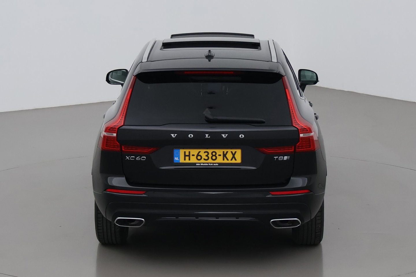 Volvo XC60 T8 Twin Engine R-Design | ACC | Panoramadak | Harman/Kardon | 360° Camera | Head-Up | Keyless | Memory