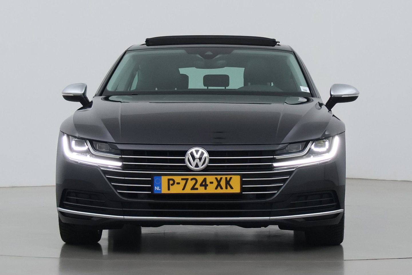 Volkswagen Arteon 1.5 TSI Elegance Business | ACC | Panoramadak | Trekhaak | Stoelverwarming Voor+Achter | Camera | 19 Inch