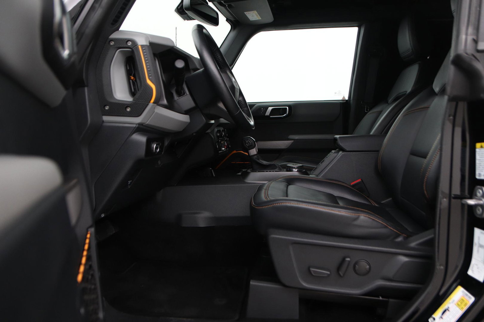Ford Bronco 2.7 Outer Banks | GRIJS KENTEKEN | Trekhaak | Bang&Olufsen | Stoel+Stuurverwarming | 360° Camera | ACC