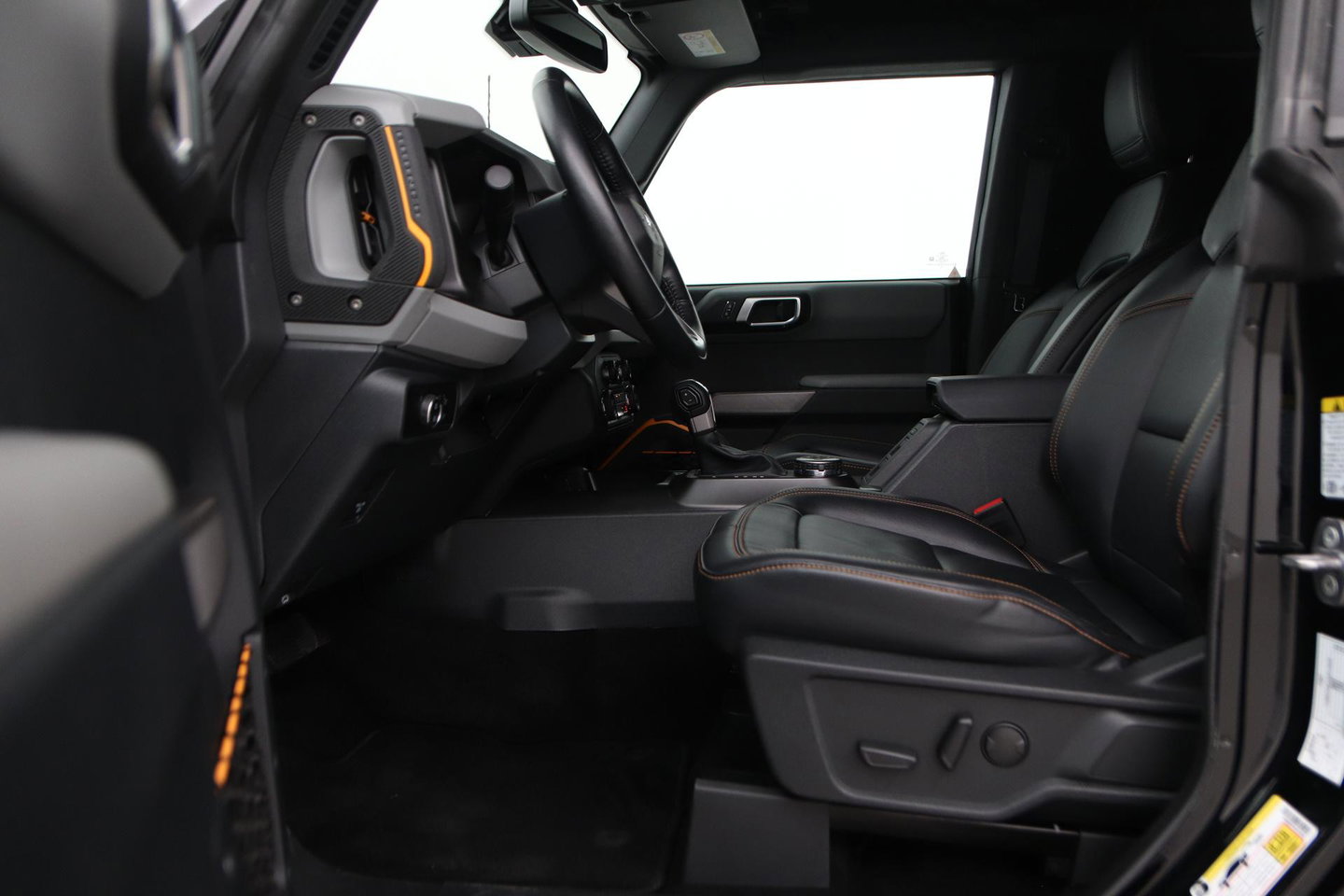 Ford Bronco 2.7 Outer Banks | GRIJS KENTEKEN | Trekhaak | Bang&Olufsen | Stoel+Stuurverwarming | 360° Camera | ACC