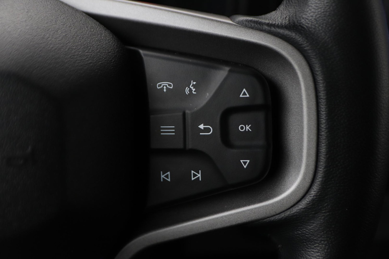 Ford Bronco 2.7 Outer Banks | GRIJS KENTEKEN | Trekhaak | Bang&Olufsen | Stoel+Stuurverwarming | 360° Camera | ACC