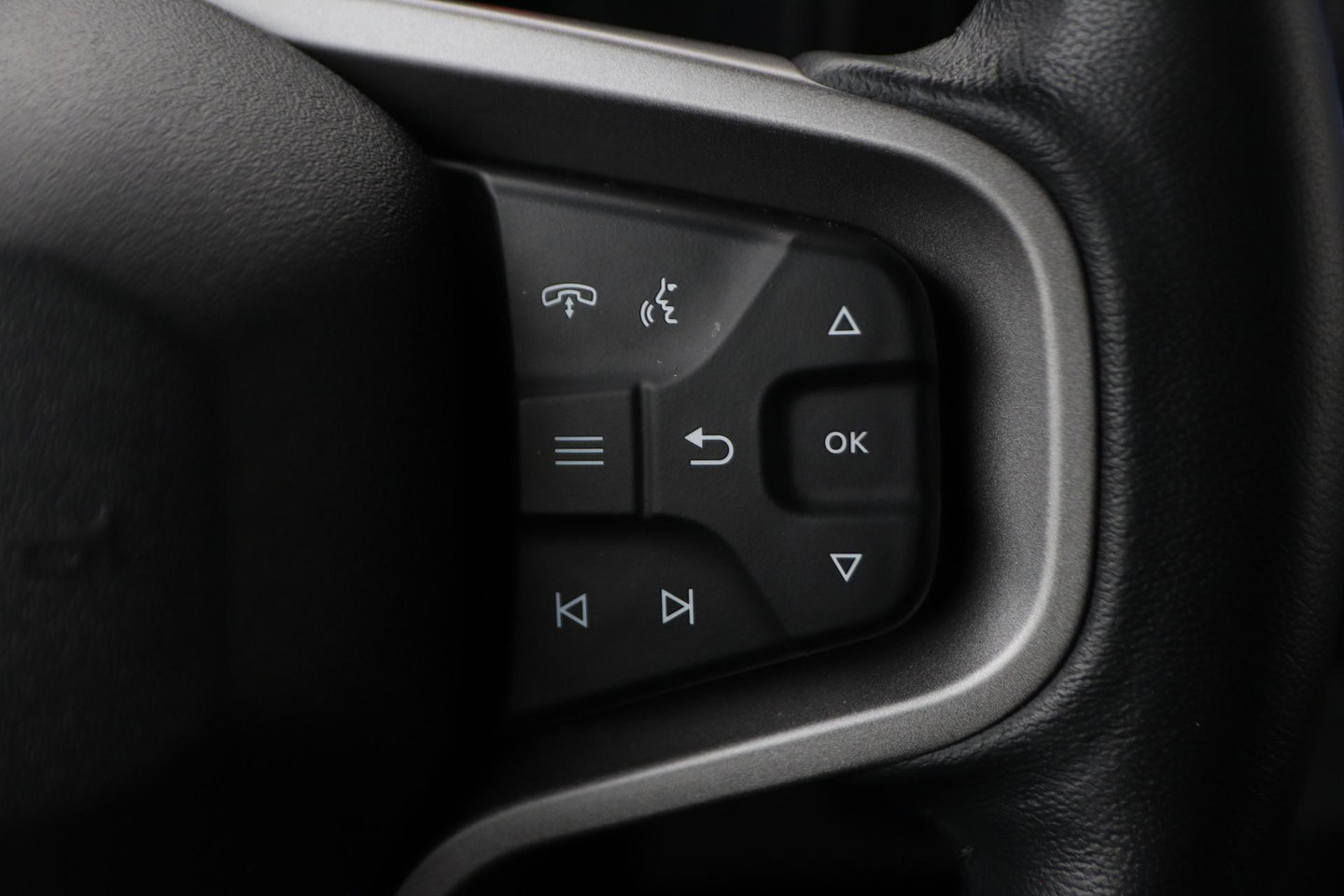 Ford Bronco 2.7 Outer Banks | GRIJS KENTEKEN | Trekhaak | Bang&Olufsen | Stoel+Stuurverwarming | 360° Camera | ACC
