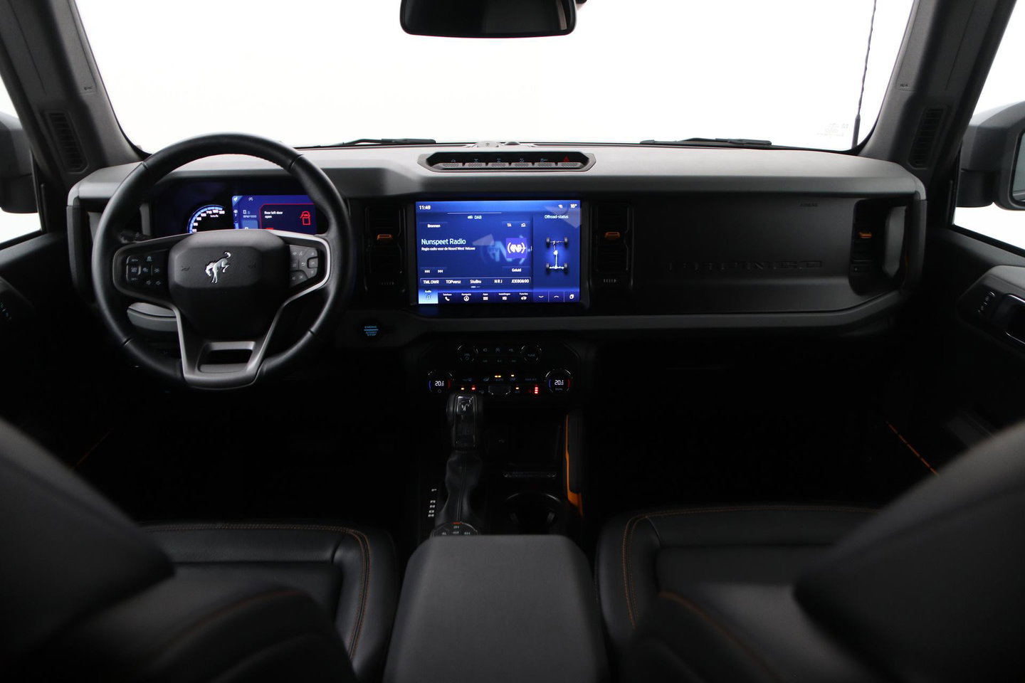 Ford Bronco 2.7 Outer Banks | GRIJS KENTEKEN | Trekhaak | Bang&Olufsen | Stoel+Stuurverwarming | 360° Camera | ACC