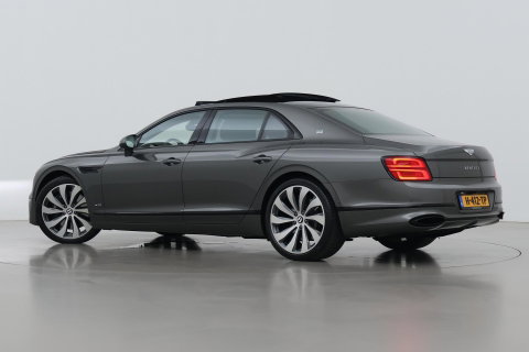 Bentley Flying Spur 6.0 W12 First Edition | NL Auto | NAIM Audio | Rear Seat Entertainment | Rotating Display | Touring Specification | Massage | 22 Inch