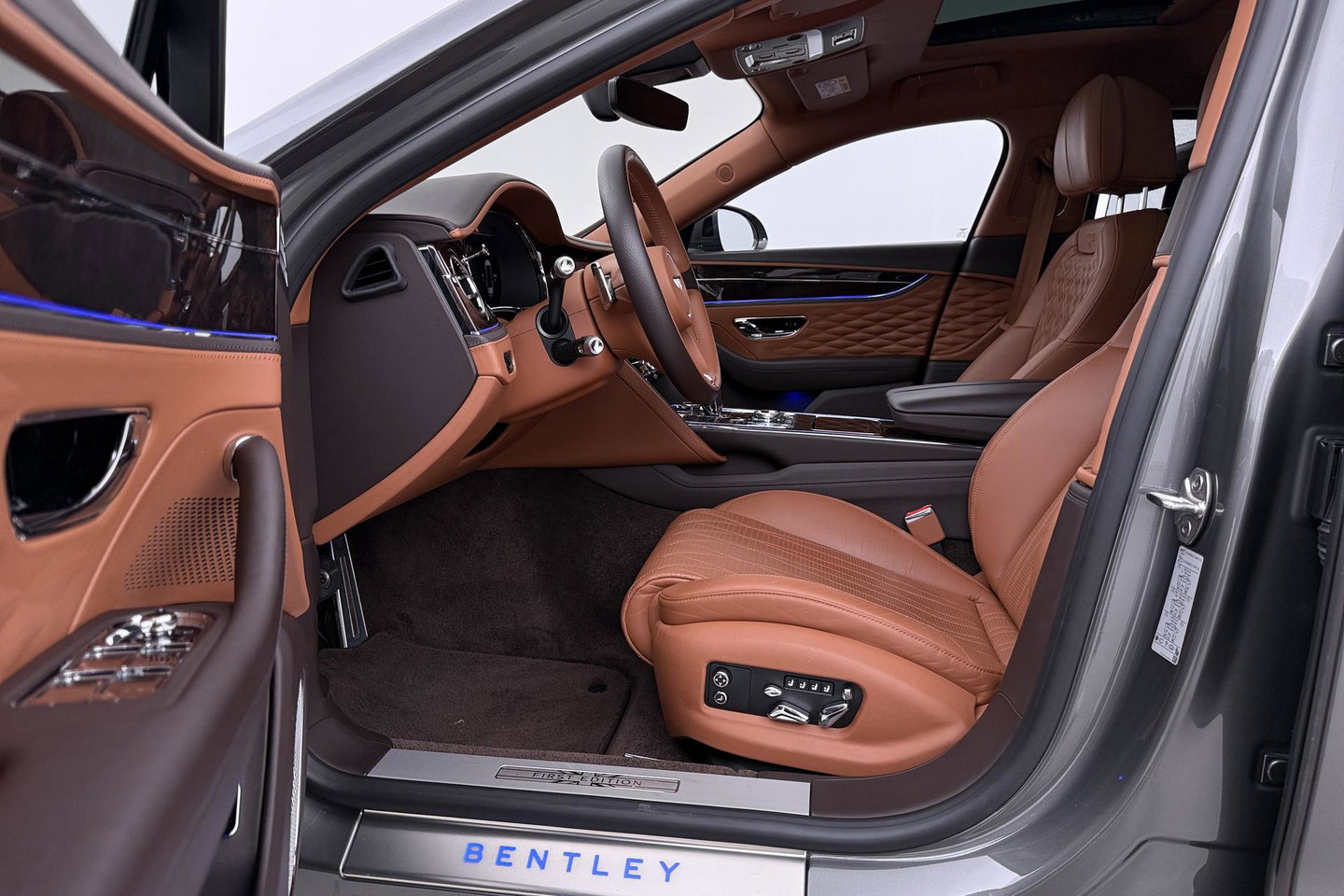 Bentley Flying Spur 6.0 W12 First Edition | NL Auto | NAIM Audio | Rear Seat Entertainment | Rotating Display | Touring Specification | Massage | 22 Inch