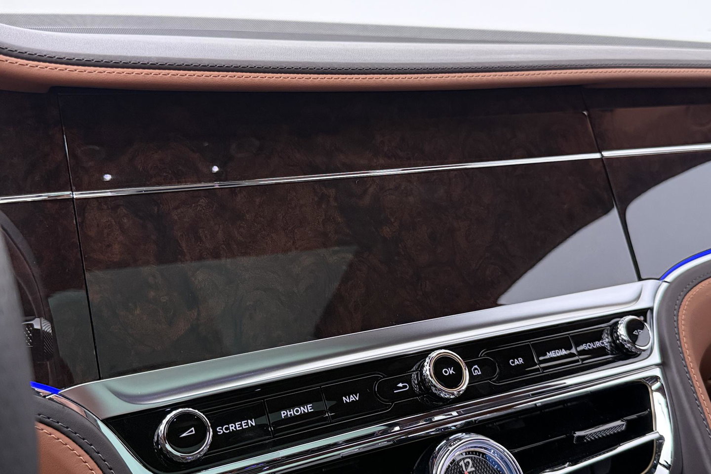 Bentley Flying Spur 6.0 W12 First Edition | NL Auto | NAIM Audio | Rear Seat Entertainment | Rotating Display | Touring Specification | Massage | 22 Inch