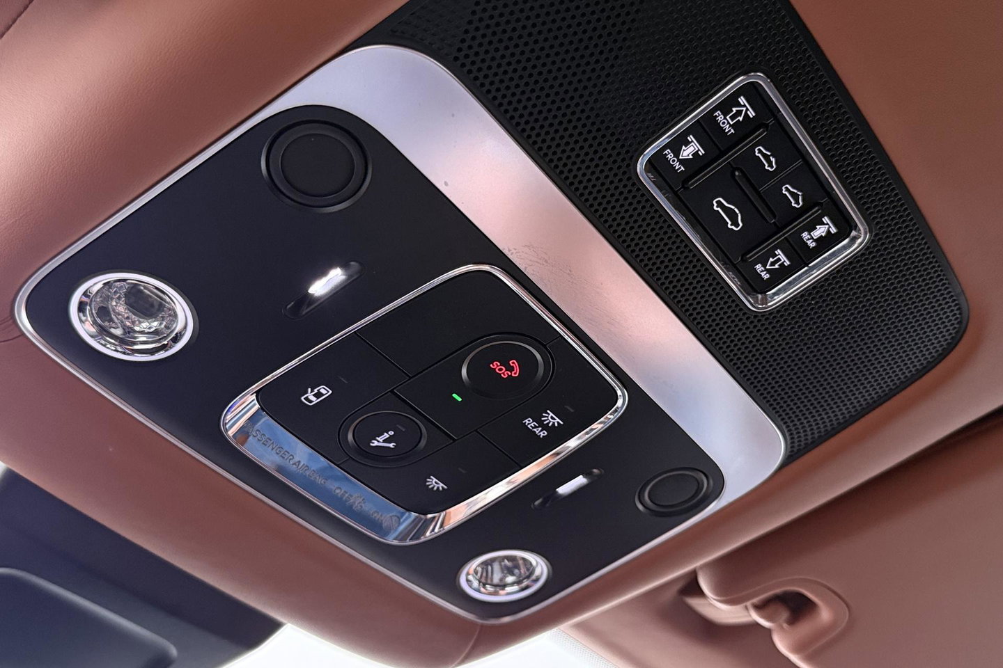 Bentley Flying Spur 6.0 W12 First Edition | NL Auto | NAIM Audio | Rear Seat Entertainment | Rotating Display | Touring Specification | Massage | 22 Inch