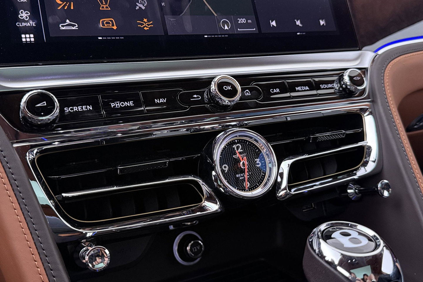 Bentley Flying Spur 6.0 W12 First Edition | NL Auto | NAIM Audio | Rear Seat Entertainment | Rotating Display | Touring Specification | Massage | 22 Inch