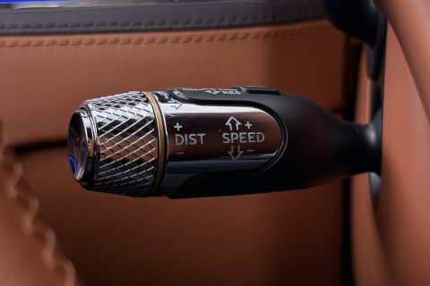 Bentley Flying Spur 6.0 W12 First Edition | NL Auto | NAIM Audio | Rear Seat Entertainment | Rotating Display | Touring Specification | Massage | 22 Inch
