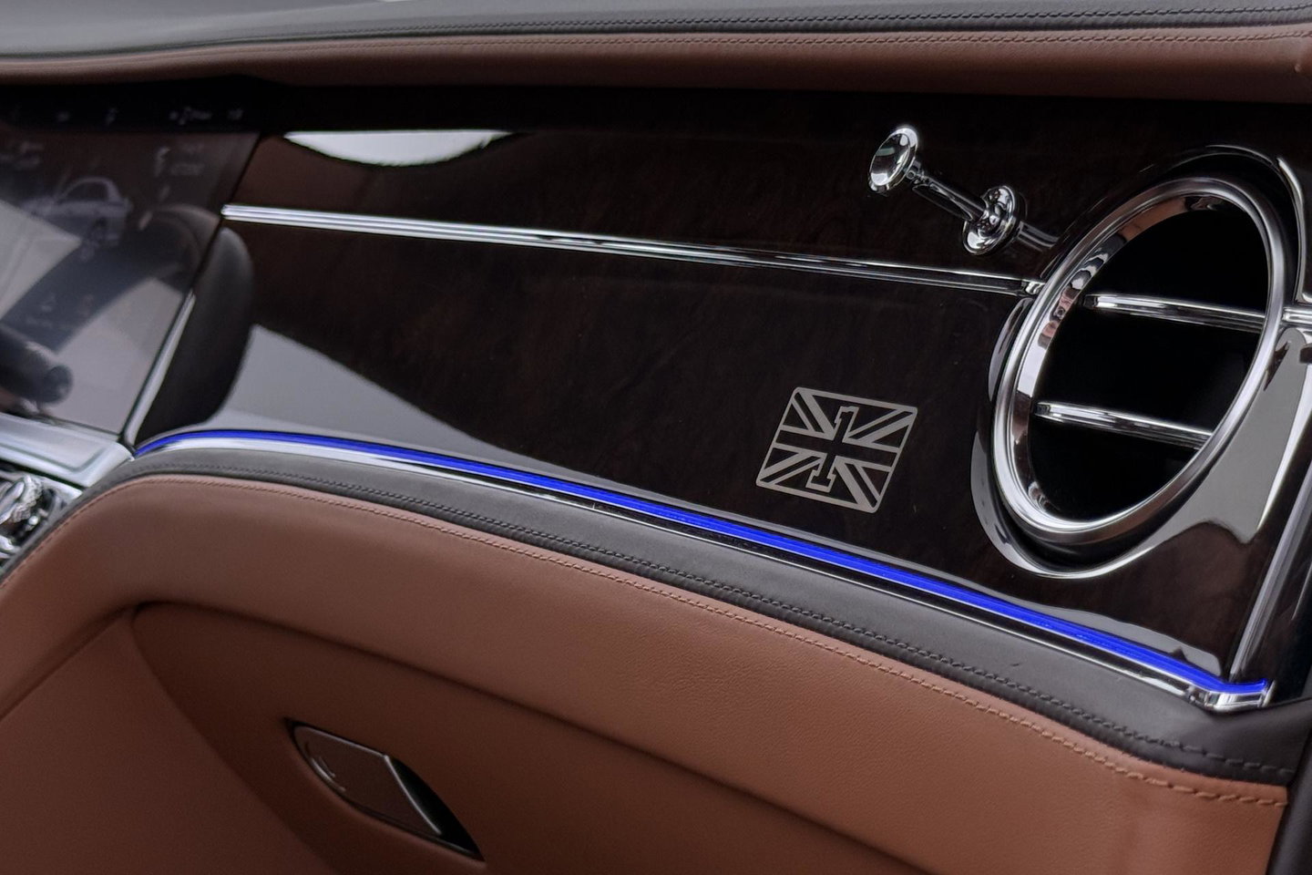 Bentley Flying Spur 6.0 W12 First Edition | NL Auto | NAIM Audio | Rear Seat Entertainment | Rotating Display | Touring Specification | Massage | 22 Inch