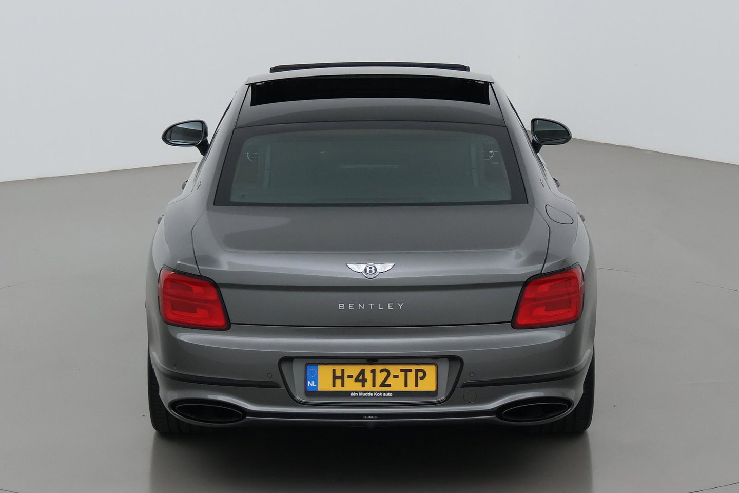 Bentley Flying Spur 6.0 W12 First Edition | NL Auto | NAIM Audio | Rear Seat Entertainment | Rotating Display | Touring Specification | Massage | 22 Inch