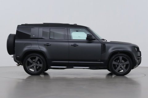 Land Rover Defender 110 5.0 P525 110 V8 Carpathian Edition | Luchtvering | Treeplanken | Meridian Surround | Koelbox | Trekhaak | ClearSight