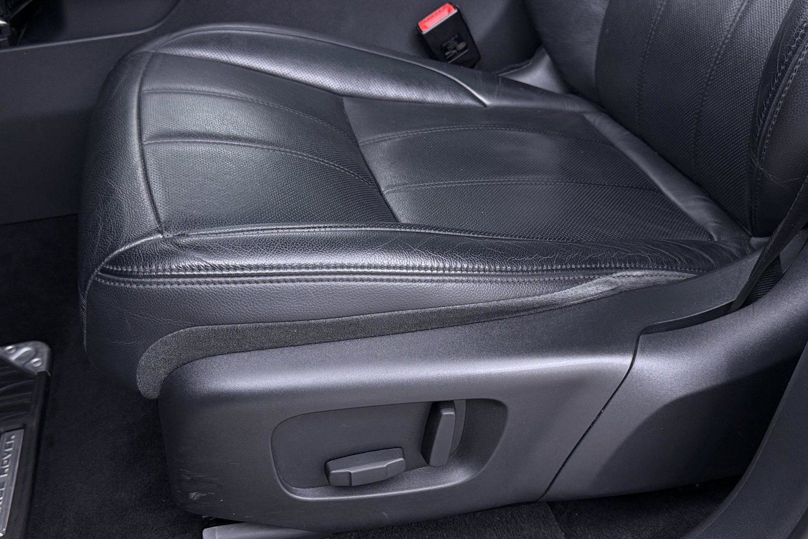 Land Rover Range Rover Evoque 1.5 P300e AWD S | Panoramadak | Camera | Apple Carplay | Leder | Lane Assist