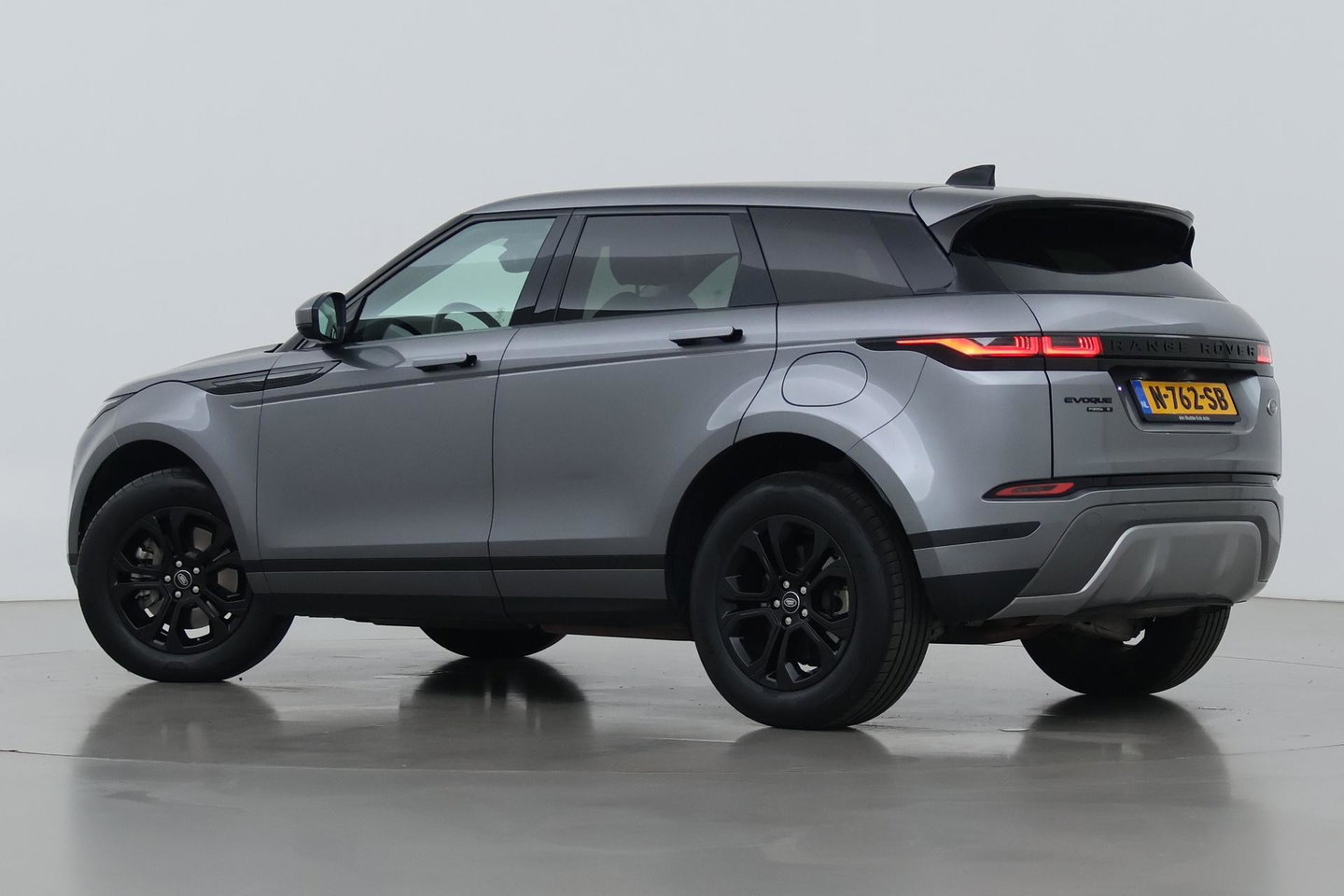 Land Rover Range Rover Evoque 1.5 P300e AWD S | Panoramadak | Camera | Apple Carplay | Leder | Lane Assist