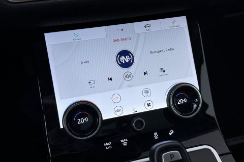 Land Rover Range Rover Evoque 1.5 P300e AWD S | Panoramadak | Camera | Apple Carplay | Leder | Lane Assist