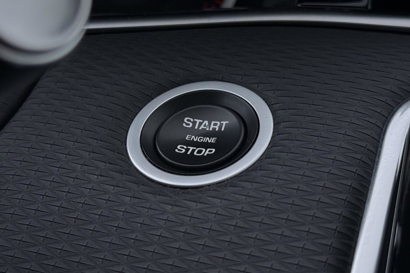 Land Rover Range Rover Evoque 1.5 P300e AWD S | Panoramadak | Camera | Apple Carplay | Leder | Lane Assist