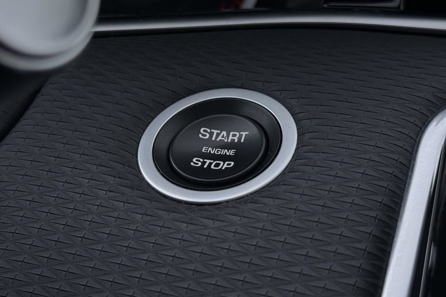 Land Rover Range Rover Evoque 1.5 P300e AWD S | Panoramadak | Camera | Apple Carplay | Leder | Lane Assist