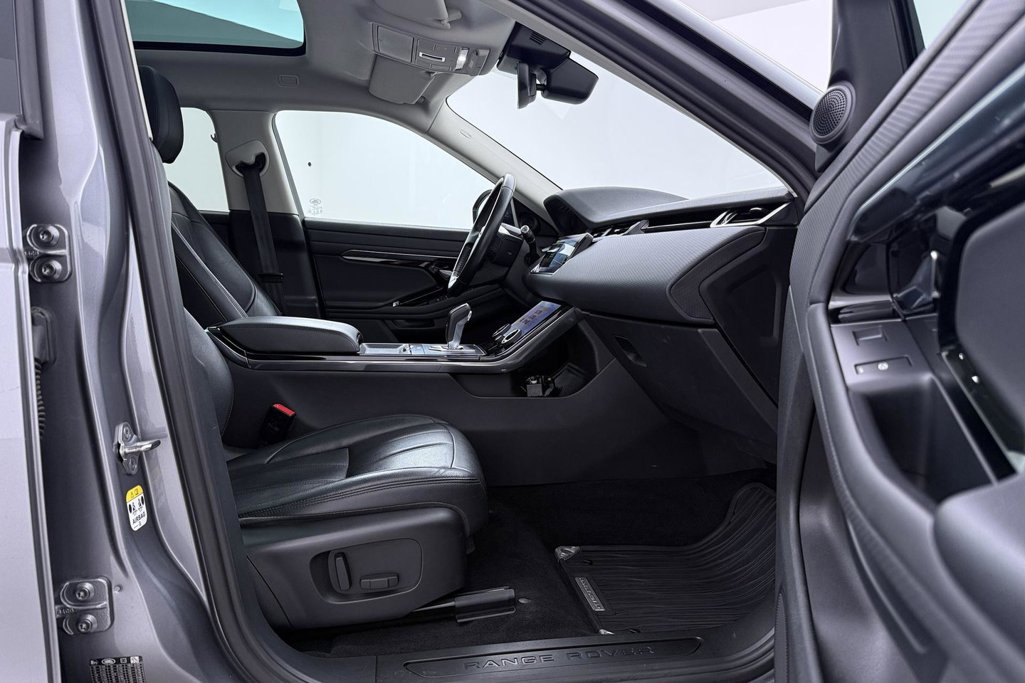 Land Rover Range Rover Evoque 1.5 P300e AWD S | Panoramadak | Camera | Apple Carplay | Leder | Lane Assist