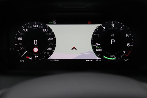 Land Rover Discovery Sport P270e PHEV Dynamic SE | NIEUW! | Panoramadak | Trekhaak | ACC | Meridian | Stoel+Stuurverwarming