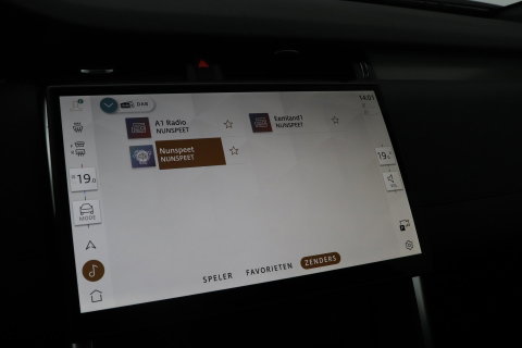 Land Rover Discovery Sport P270e PHEV Dynamic SE | NIEUW! | Panoramadak | Trekhaak | ACC | Meridian | Stoel+Stuurverwarming