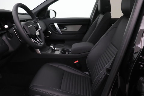 Land Rover Discovery Sport P270e PHEV Dynamic SE | NIEUW! | Panoramadak | Trekhaak | ACC | Meridian | Stoel+Stuurverwarming