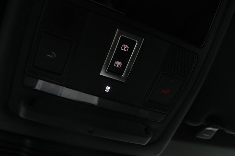 Land Rover Discovery Sport P270e PHEV Dynamic SE | NIEUW! | Panoramadak | Trekhaak | ACC | Meridian | Stoel+Stuurverwarming