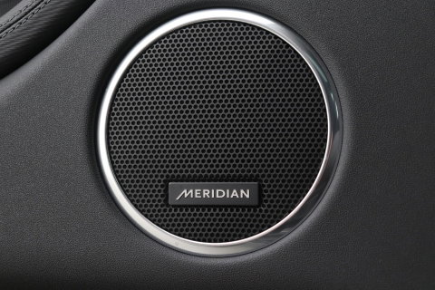 Land Rover Discovery Sport P270e PHEV Dynamic SE | NIEUW! | Panoramadak | Trekhaak | ACC | Meridian | Stoel+Stuurverwarming