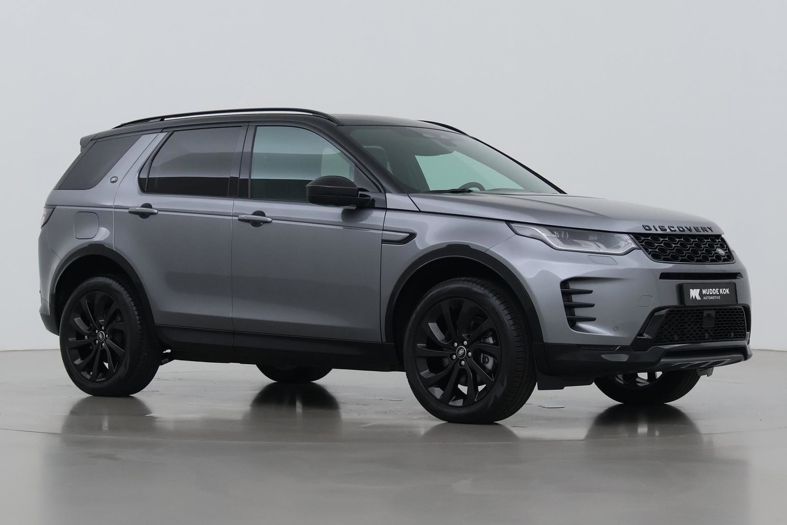 Land Rover Discovery Sport P270e PHEV Dynamic SE | NIEUW! | Panoramadak | Trekhaak | ACC | Meridian | Stoel+Stuurverwarming