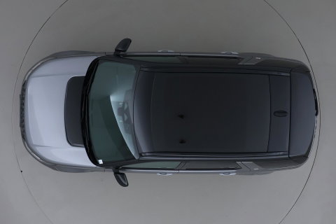 Land Rover Discovery Sport P270e PHEV Dynamic SE | NIEUW! | Panoramadak | Trekhaak | ACC | Meridian | Stoel+Stuurverwarming