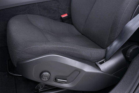 Volvo XC60 T6 Plug-in hybrid AWD Inscription | ACC | Panoramadak | Keyless | Elektrische Achterklep | Stoelverwarming | 18 inch
