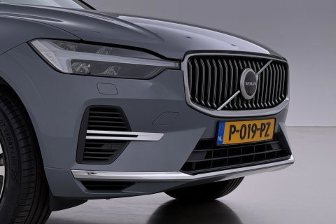 Volvo XC60 T6 Plug-in hybrid AWD Inscription | ACC | Panoramadak | Keyless | Elektrische Achterklep | Stoelverwarming | 18 inch