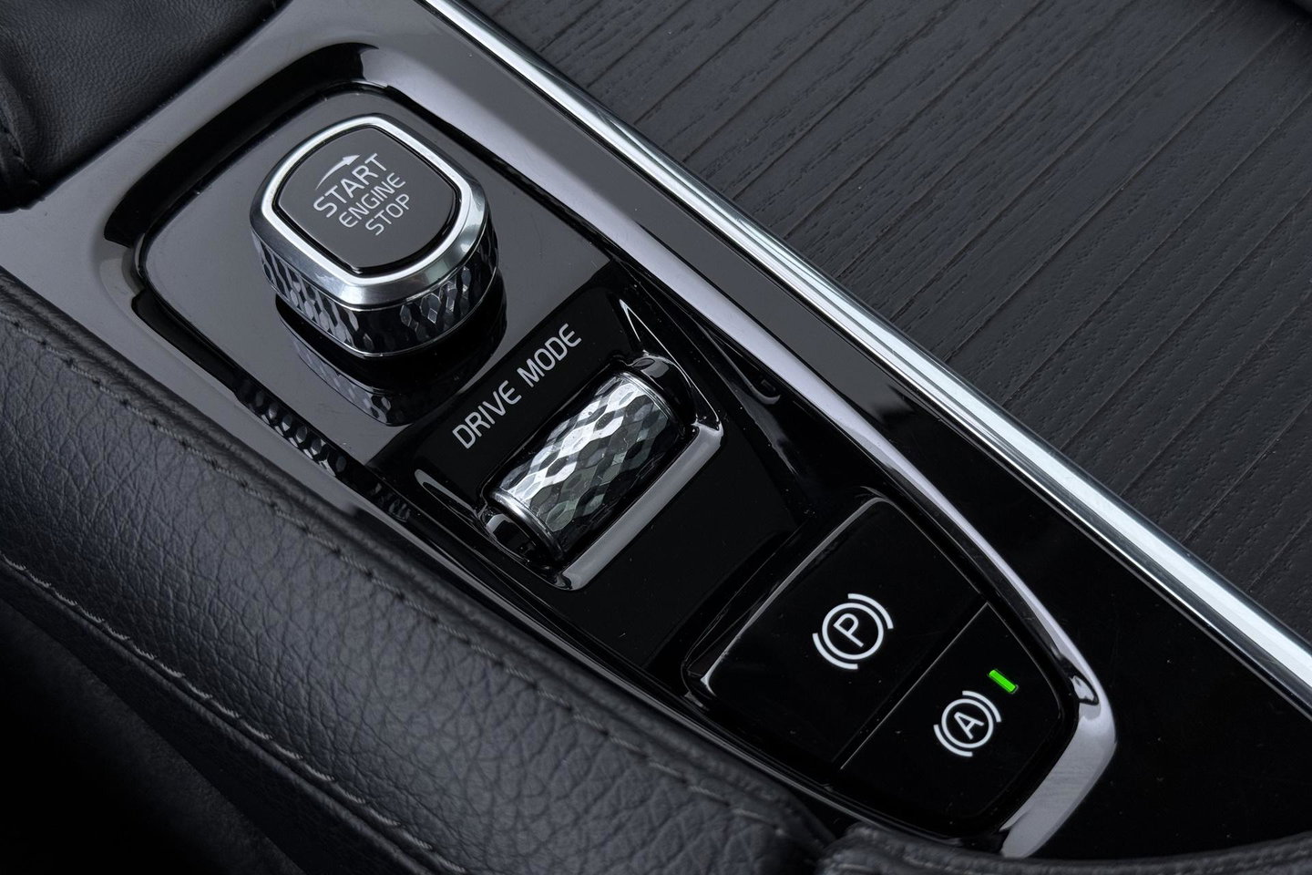 Volvo XC90 2.0 T6 AWD Inscription | 7P | ACC | Panoramadak | Harman/Kardon | BLIS | Stoel+Stuurverwarming | Camera | 20 Inch