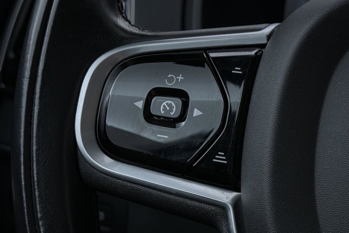 Volvo XC90 2.0 T6 AWD Inscription | 7P | ACC | Panoramadak | Harman/Kardon | BLIS | Stoel+Stuurverwarming | Camera | 20 Inch