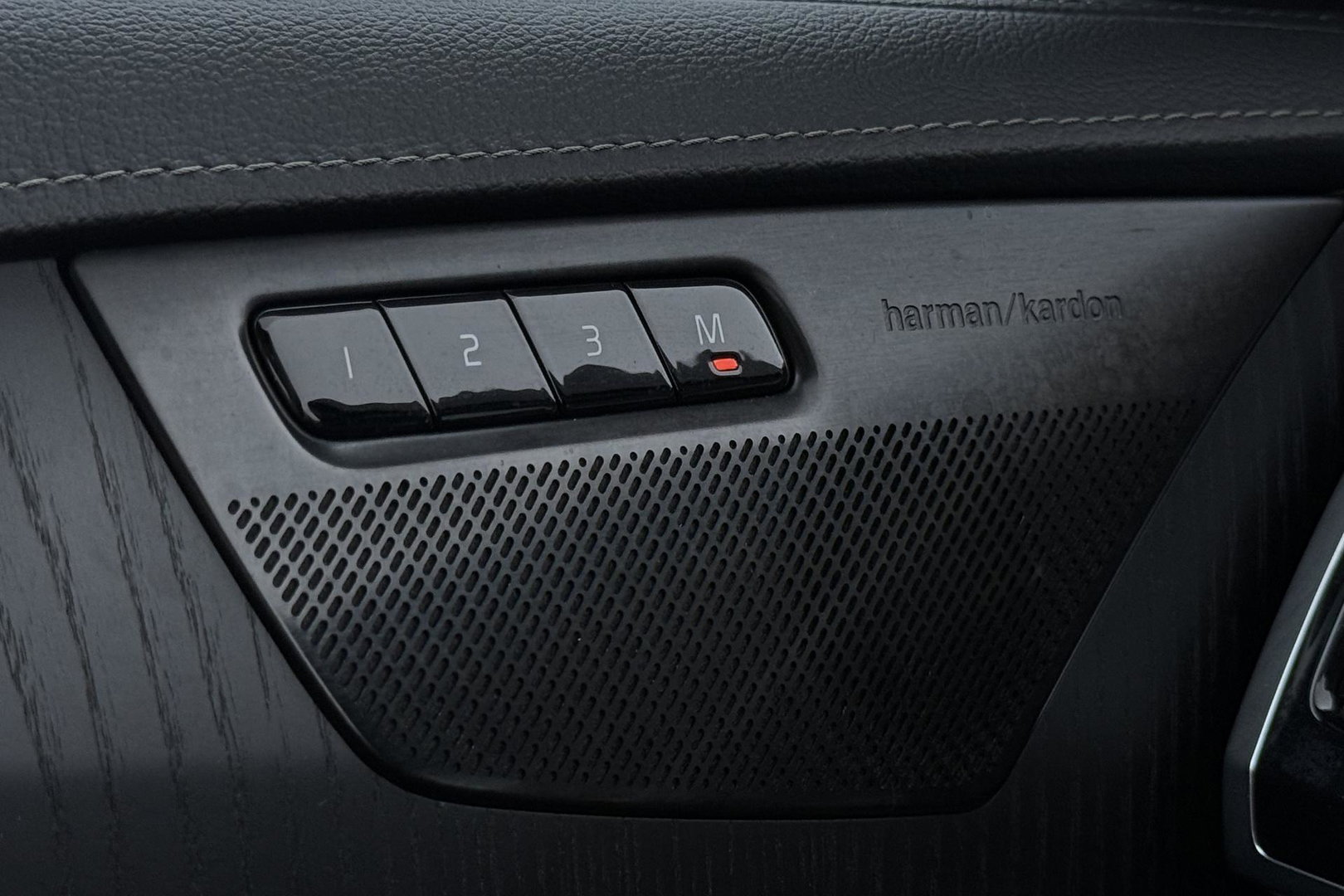 Volvo XC90 2.0 T6 AWD Inscription | 7P | ACC | Panoramadak | Harman/Kardon | BLIS | Stoel+Stuurverwarming | Camera | 20 Inch