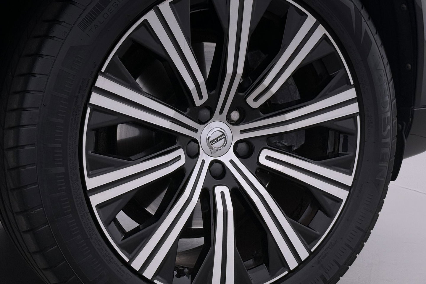 Volvo XC90 2.0 T6 AWD Inscription | 7P | ACC | Panoramadak | Harman/Kardon | BLIS | Stoel+Stuurverwarming | Camera | 20 Inch