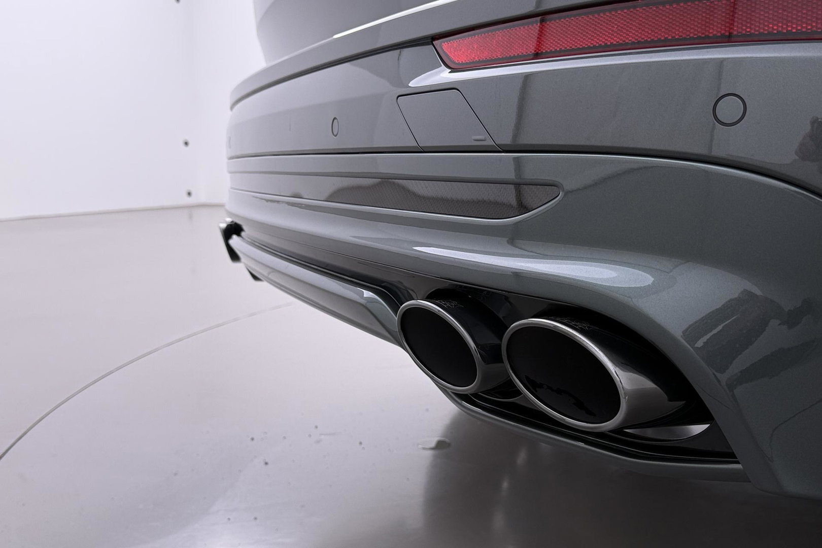 Volvo XC60 T6 Plug-in hybrid Plus Dark | HEICO Sportiv | ACC | Panoramadak | Harman/Kardon | Stoel+Stuurverwarming | 22 Inch