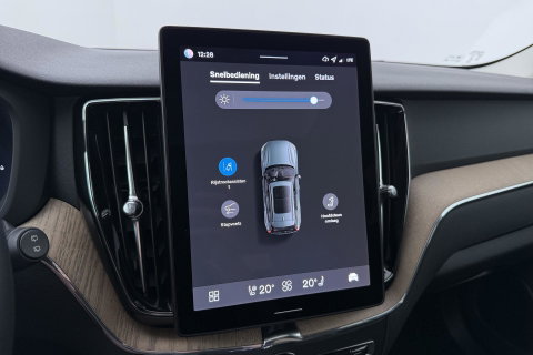 Volvo XC60 T6 Plug-in hybrid Plus Dark | HEICO Sportiv | ACC | Panoramadak | Harman/Kardon | Stoel+Stuurverwarming | 22 Inch