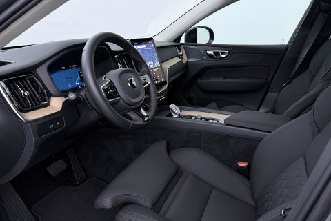 Volvo XC60 T6 Plug-in hybrid Plus Dark | HEICO Sportiv | ACC | Panoramadak | Harman/Kardon | Stoel+Stuurverwarming | 22 Inch