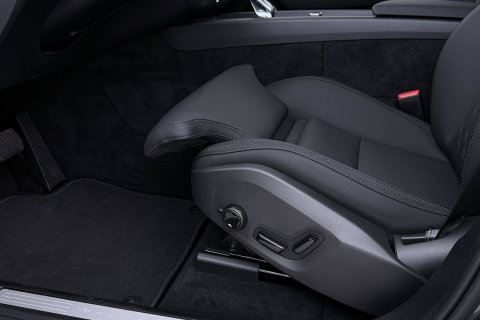 Volvo XC60 T6 Plug-in hybrid Plus Dark | HEICO Sportiv | ACC | Panoramadak | Harman/Kardon | Stoel+Stuurverwarming | 22 Inch