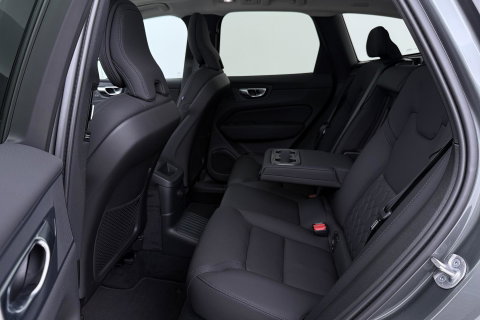 Volvo XC60 T6 Plug-in hybrid Plus Dark | HEICO Sportiv | ACC | Panoramadak | Harman/Kardon | Stoel+Stuurverwarming | 22 Inch