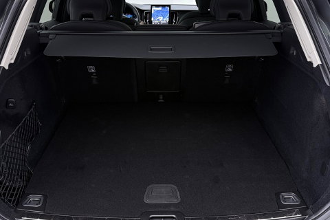 Volvo XC60 T6 Plug-in hybrid Plus Dark | HEICO Sportiv | ACC | Panoramadak | Harman/Kardon | Stoel+Stuurverwarming | 22 Inch