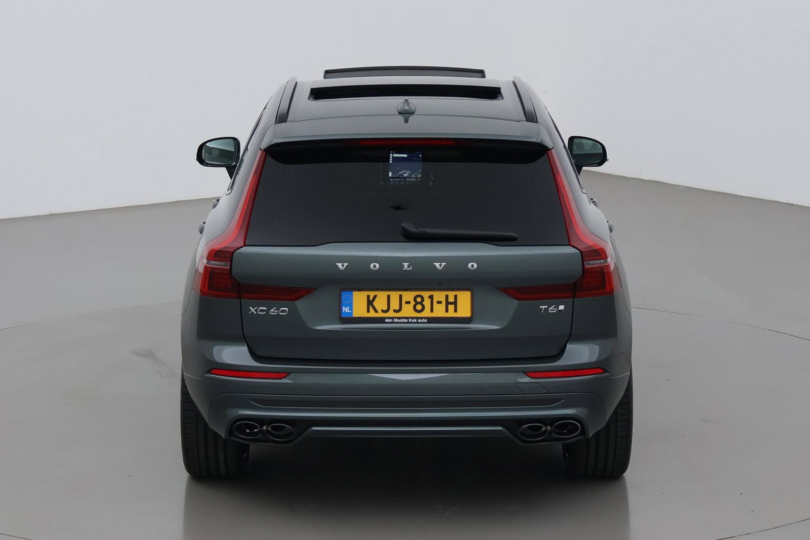 Volvo XC60 T6 Plug-in hybrid Plus Dark | HEICO Sportiv | ACC | Panoramadak | Harman/Kardon | Stoel+Stuurverwarming | 22 Inch