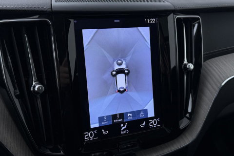 Volvo XC60 T6 Recharge Inscription | ACC | Luchtvering | Panoramadak | Bowers&Wilkins | 360° Camera | Head-Up | Pilot Assist | 20 Inch