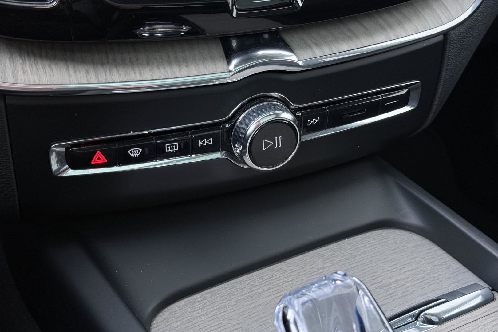 Volvo XC60 T6 Recharge Inscription | ACC | Luchtvering | Panoramadak | Bowers&Wilkins | 360° Camera | Head-Up | Pilot Assist | 20 Inch